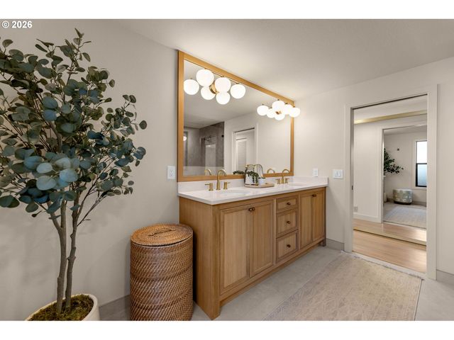 2609 Se BALBOA Dr, Vancouver, WA 98683