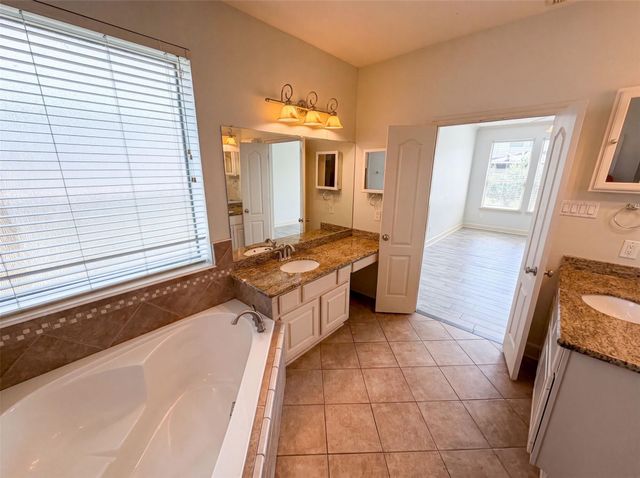 15822 Maple Shores Drive, Houston, TX 77044