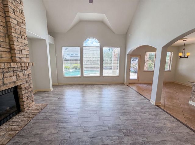 15822 Maple Shores Drive, Houston, TX 77044