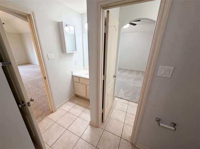 15822 Maple Shores Drive, Houston, TX 77044