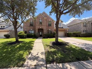 15822 Maple Shores Drive, Houston, TX 77044
