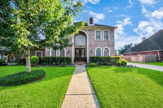 2114 Thompson Crossing Drive, Richmond, TX 77406