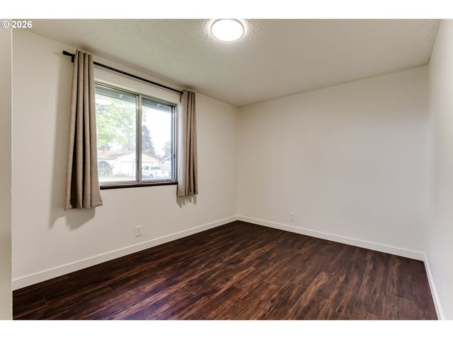 1085 STILLMAN Ave, Eugene, OR 97404