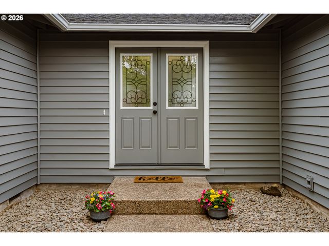 1085 STILLMAN Ave, Eugene, OR 97404