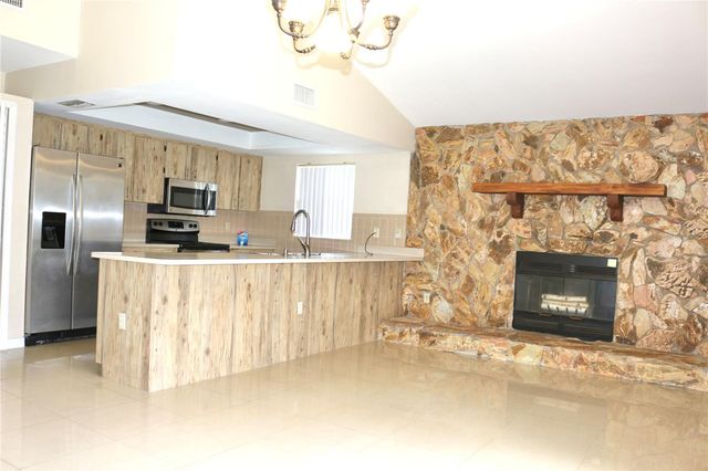 7590 N CAESAR POINT, Dunnellon, FL 34433