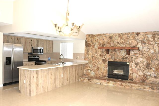 7590 N CAESAR POINT, Dunnellon, FL 34433