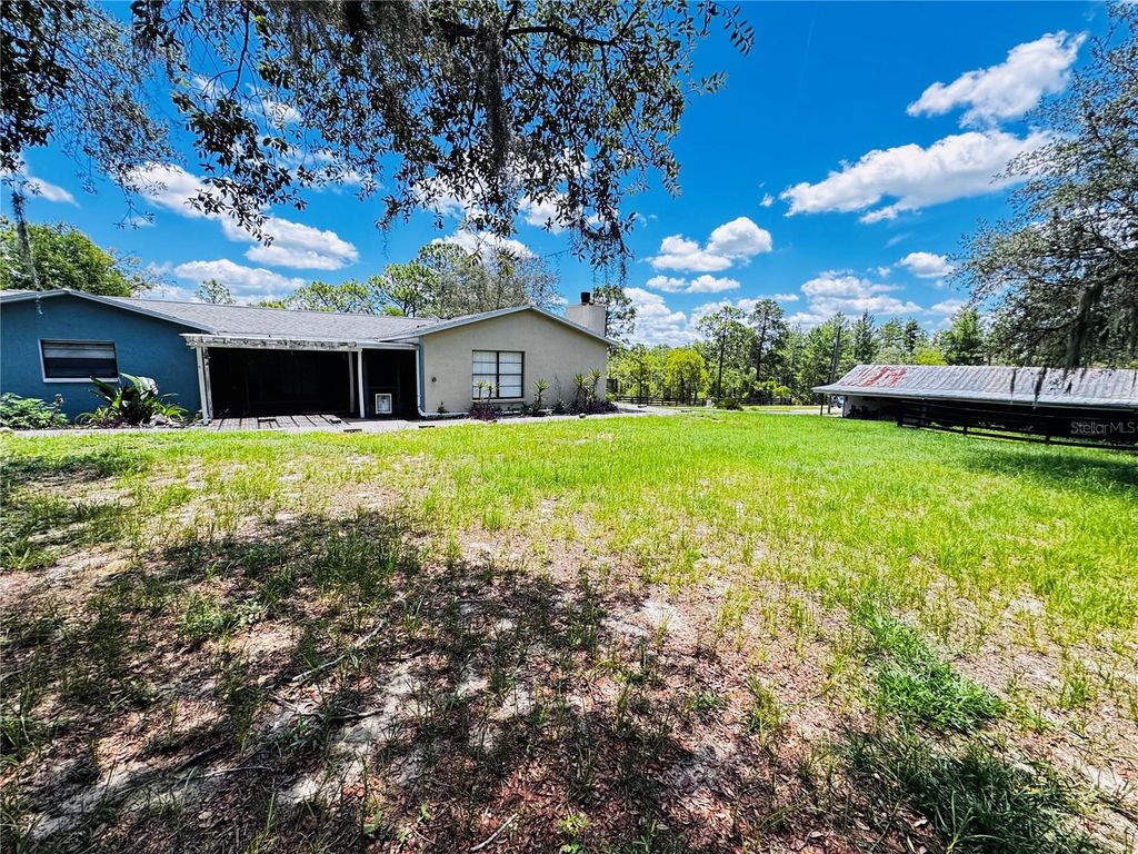 Image 15 of property listing at 7590 N CAESAR POINT, Dunnellon, FL 34433