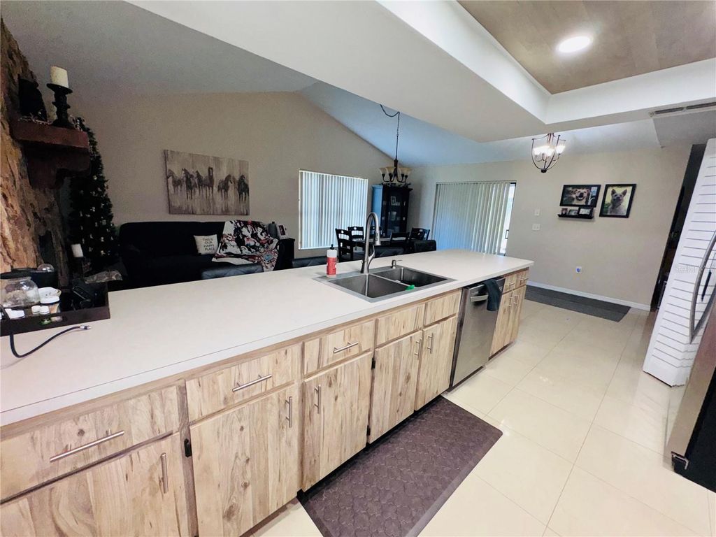Image 29 of property listing at 7590 N CAESAR POINT, Dunnellon, FL 34433