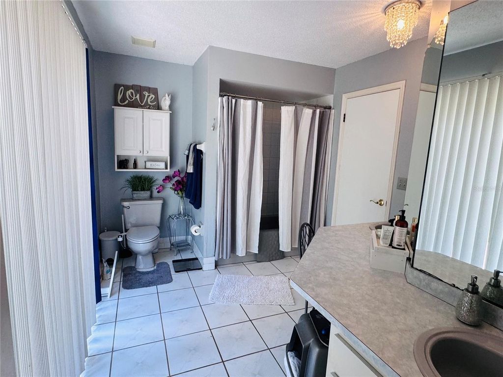 Image 8 of property listing at 7590 N CAESAR POINT, Dunnellon, FL 34433