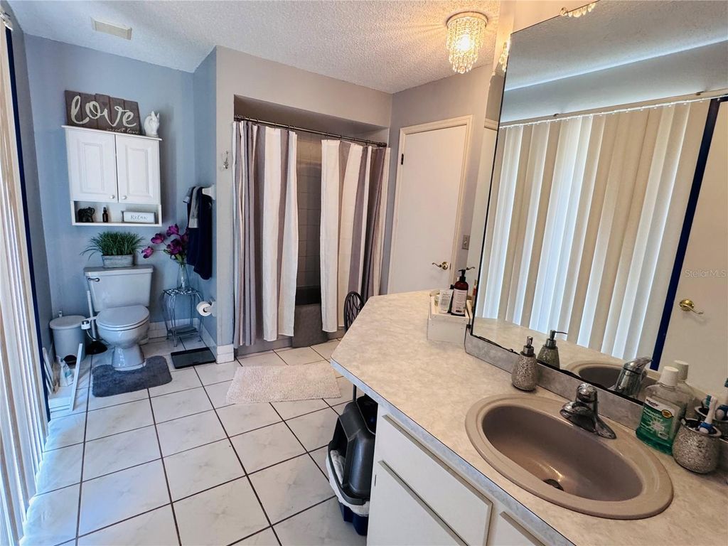 Image 9 of property listing at 7590 N CAESAR POINT, Dunnellon, FL 34433