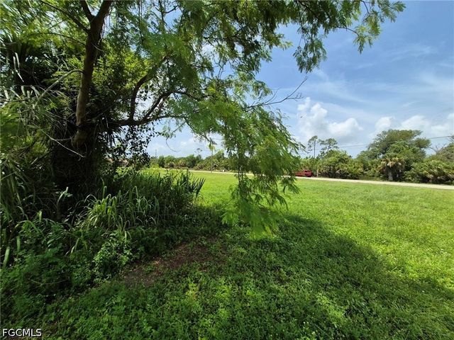 4149 Old Burnt Store RD N, Cape Coral, FL 33993