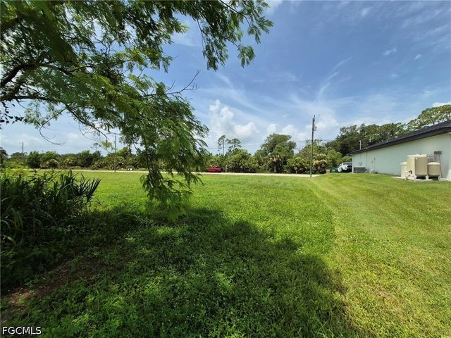 4149 Old Burnt Store RD N, Cape Coral, FL 33993