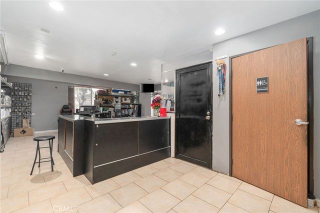 10240 Atlantic Ave, South Gate, CA 90280