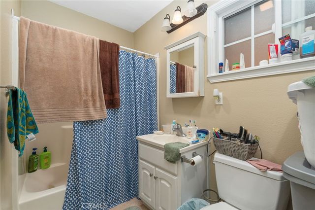 10240 Atlantic Ave, South Gate, CA 90280