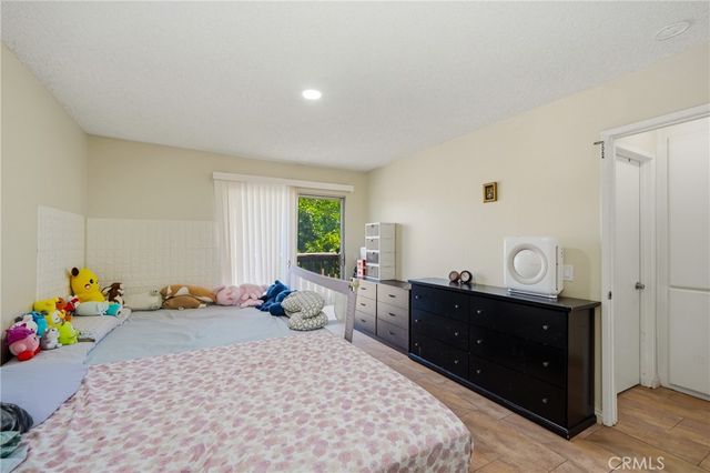 1251 S Meadow 120, Colton, CA 92324