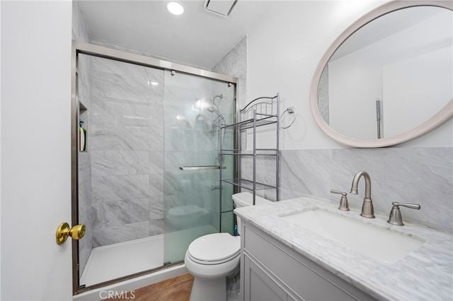 1251 S Meadow 120, Colton, CA 92324