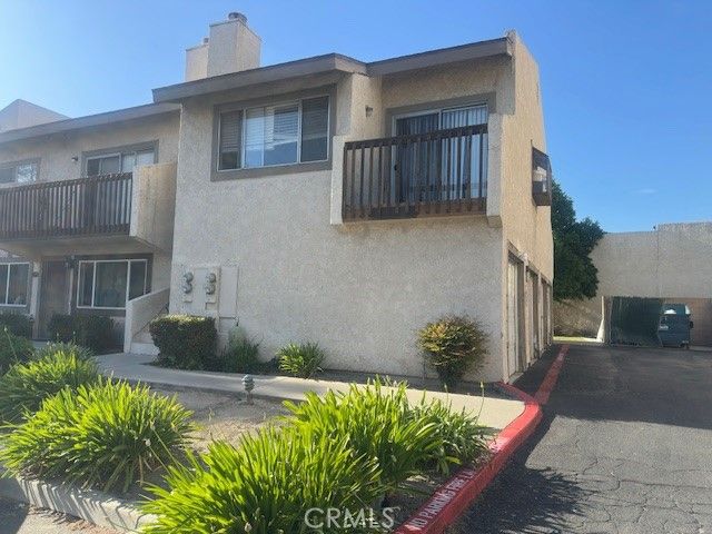 1251 S Meadow 120, Colton, CA 92324