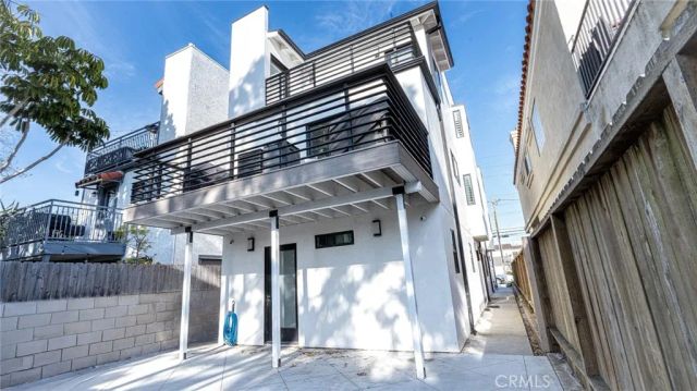 1109 Alabama St, Huntington Beach, CA 92648