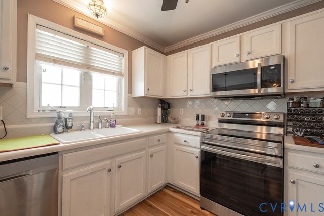 7950 Trumpetvine Ln, Mechanicsville, VA 23111