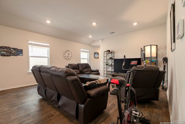 2857 Wolfcreek, New Braunfels, TX 78130