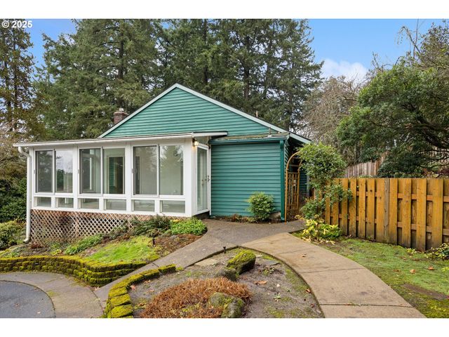 6170 Sw HEIGHTS Ln, Beaverton, OR 97007