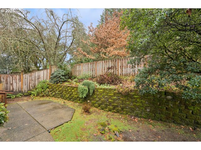 6170 Sw HEIGHTS Ln, Beaverton, OR 97007