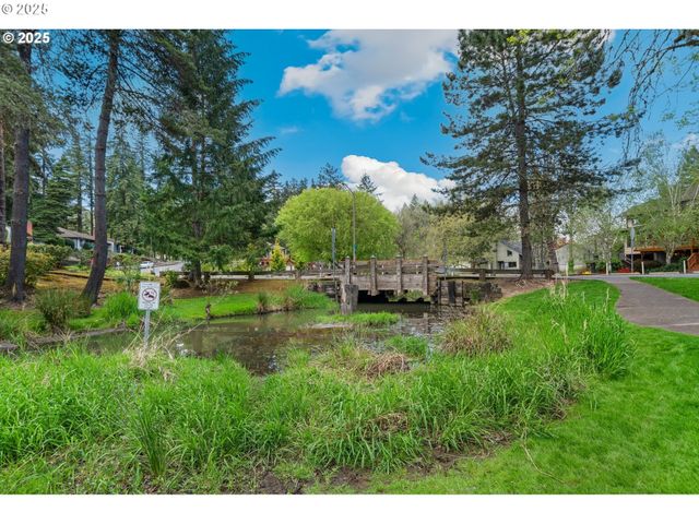 6170 Sw HEIGHTS Ln, Beaverton, OR 97007