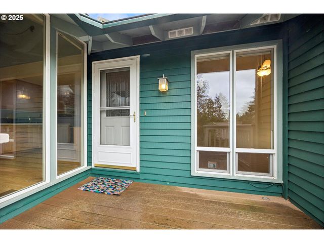 6170 Sw HEIGHTS Ln, Beaverton, OR 97007