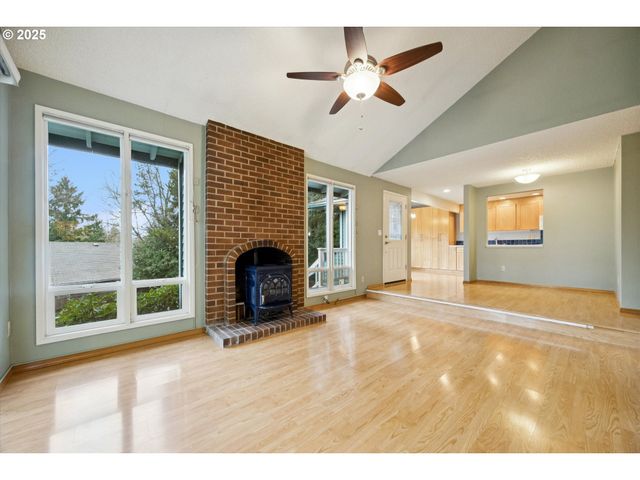 6170 Sw HEIGHTS Ln, Beaverton, OR 97007