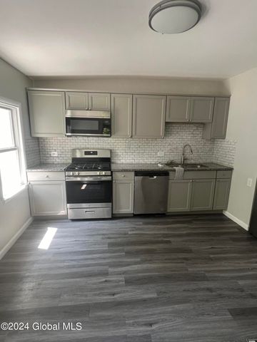 61 Hudson Street, Troy, NY 12180