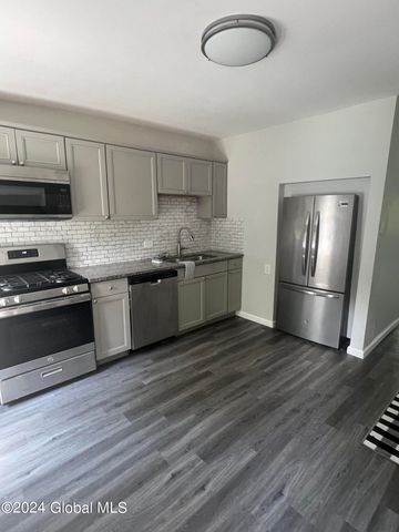 61 Hudson Street, Troy, NY 12180