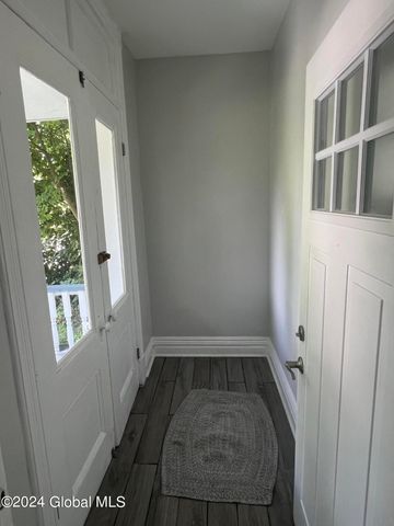 61 Hudson Street, Troy, NY 12180