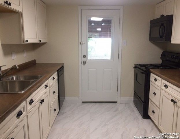 10515 Hillbrook Rd Unit 1, Schertz, TX 78108