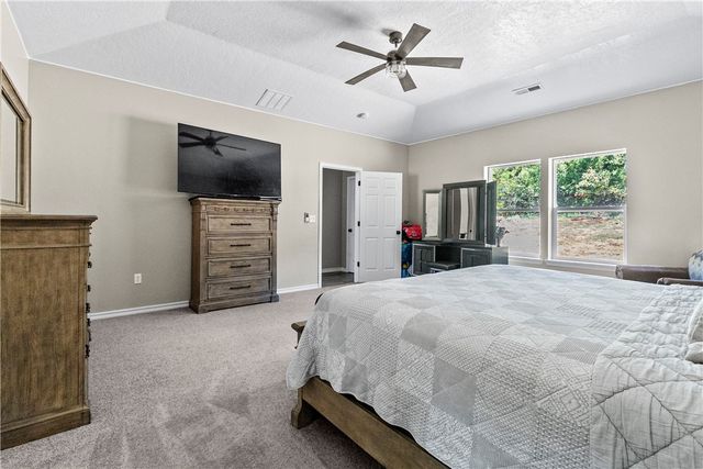 210 Rosehill Drive, Berryville, AR 72616