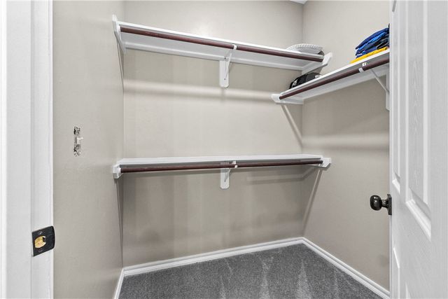 210 Rosehill Drive, Berryville, AR 72616