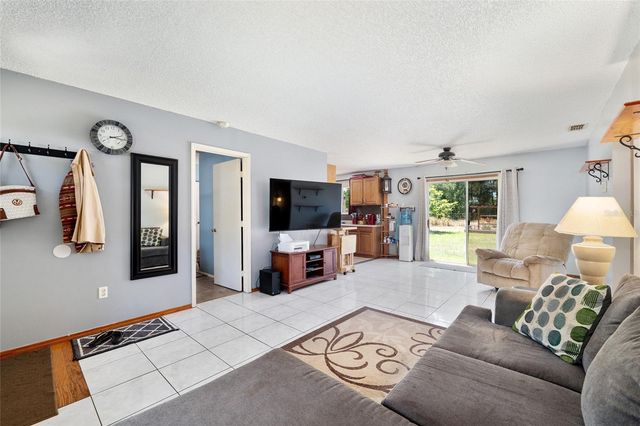 18 OLIVE CIRCLE, Ocala, FL 34472