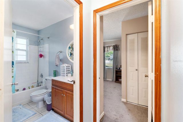 18 OLIVE CIRCLE, Ocala, FL 34472