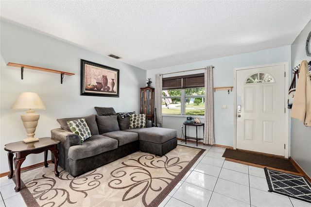 18 OLIVE CIRCLE, Ocala, FL 34472