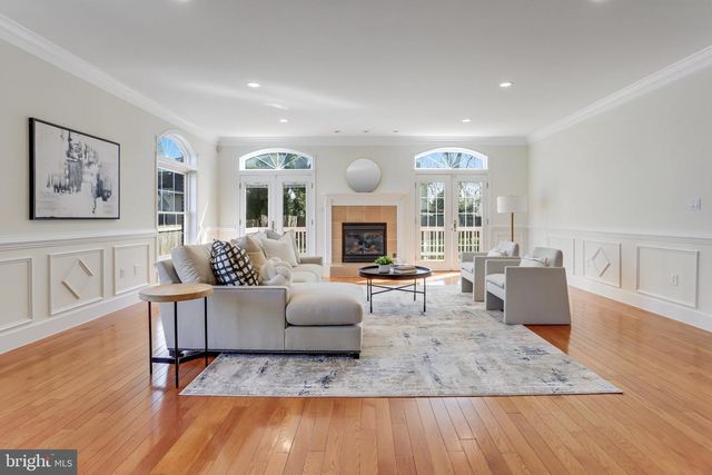 1615 S OAKLAND STREET, Arlington, VA 22204