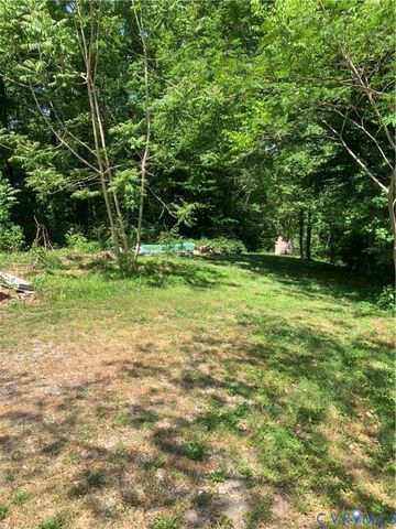 3060 Kingsland Rd, North Chesterfield, VA 23237