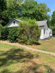 3060 Kingsland Rd, North Chesterfield, VA 23237