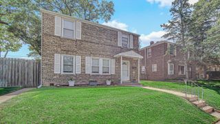 6823 Wicker Avenue, Hammond, IN 46323