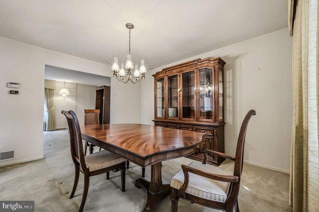 1337 MARK DR, West Chester, PA 19380