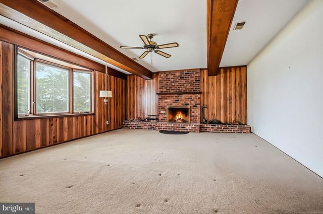 1337 MARK DR, West Chester, PA 19380
