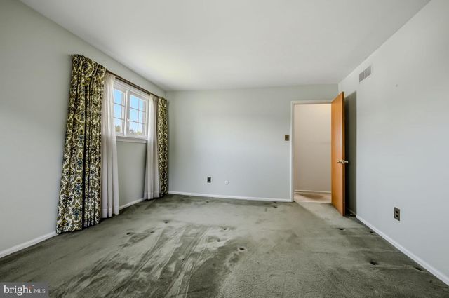 1337 MARK DR, West Chester, PA 19380