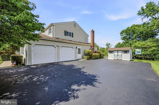 1337 MARK DR, West Chester, PA 19380