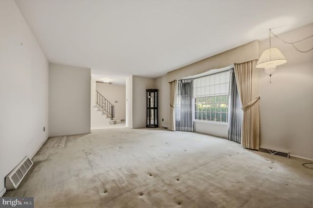 1337 MARK DR, West Chester, PA 19380