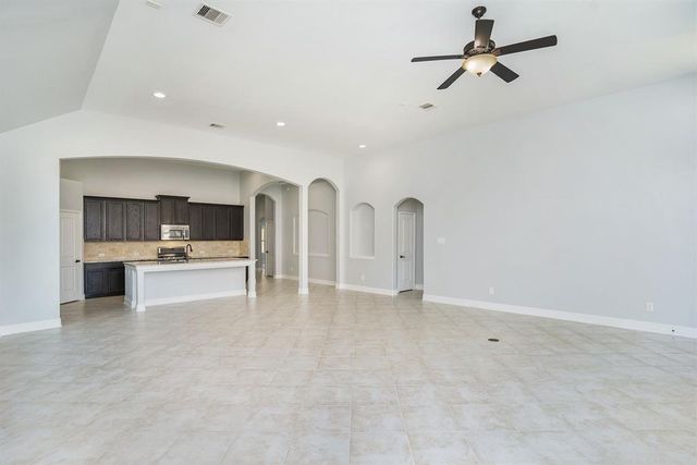 4813 Loures Lane, League City, TX 77573