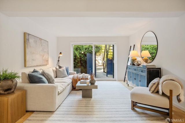 44 Collingwood Street, San Francisco, CA 94114