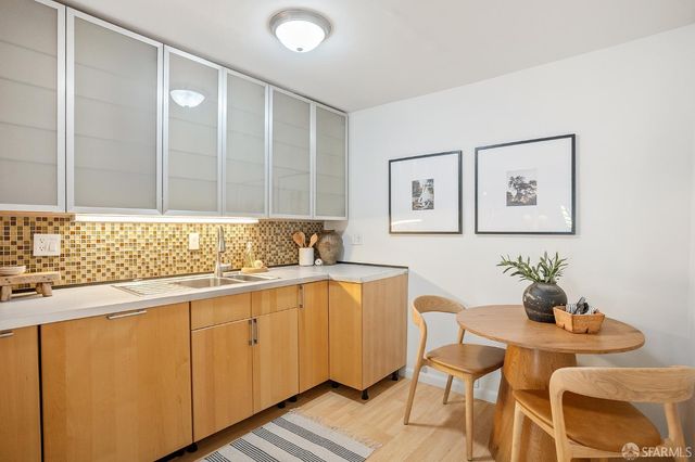 44 Collingwood Street, San Francisco, CA 94114